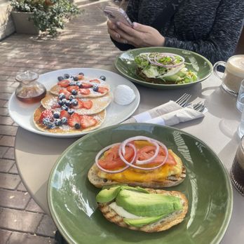 Eat Real Cafe - Cafes Near Me - Newhall, California