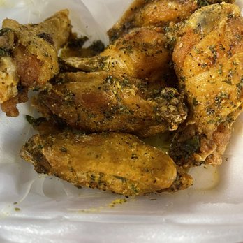 Strikeout Wingz - Traditional 6 Wingz (Lemon Pepper) - Chicken Wings Near Me - Nashville, Tennessee Strikeout Wingz - Traditional 6 Wingz (Lemon Pepper) - Chicken Wings Near Me - Nashville, Tennessee