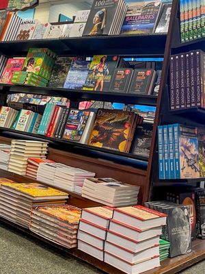 Barnes & Noble by null