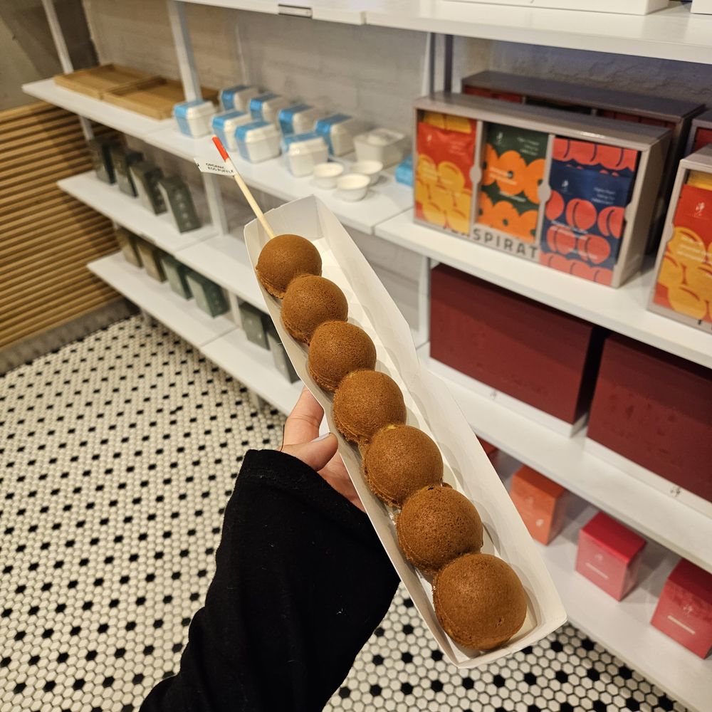 Jin Tea Shop - Red Bean Egg Puffle - Tea Rooms Near Me - Pasadena, California