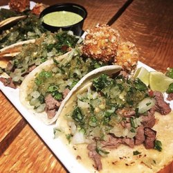 The DFR Lounge - Street tacos