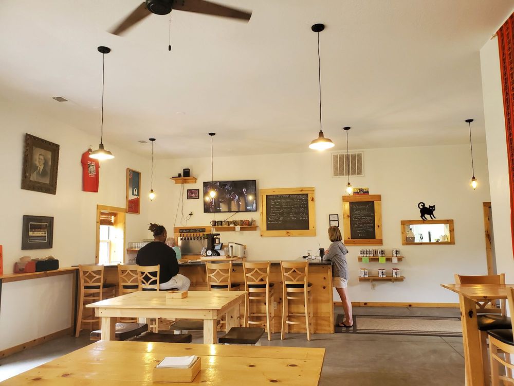 Harry Stuff Brewing Logo