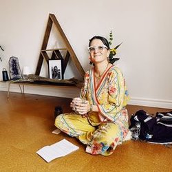 Astro Auntie