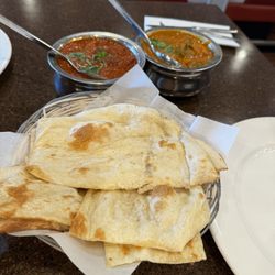Heritage Indian Cuisine - Kadai Chicken & Beef Vindaloo with plain Naan Bread