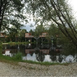 Baumhaushotel - Der Blick auf die Baumhäuser