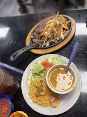 Taqueria Cazadores Mexican Food & Seafood by null