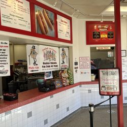 Snoopy's Hot Dogs & More