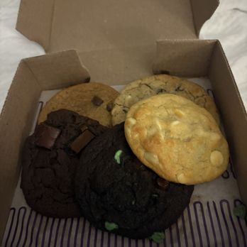 Insomnia Cookies - Desserts Near Me - Omaha, Nebraska