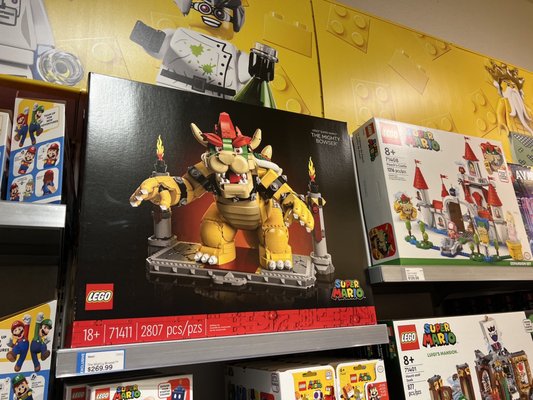 Christiana Mall by null