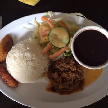 Cindy's Café Authentic Cuban Kitchen - Picadillo platter - Cuban Near Me - Orlando, Florida