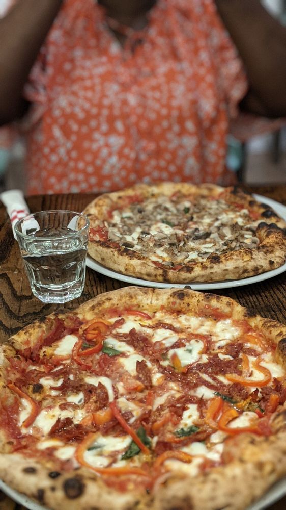 Social spots from Menomale