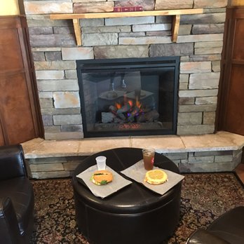 Hot Table - Great ambiance! - Sandwiches Near Me - Enfield, Connecticut Hot Table - Great ambiance! - Sandwiches Near Me - Enfield, Connecticut