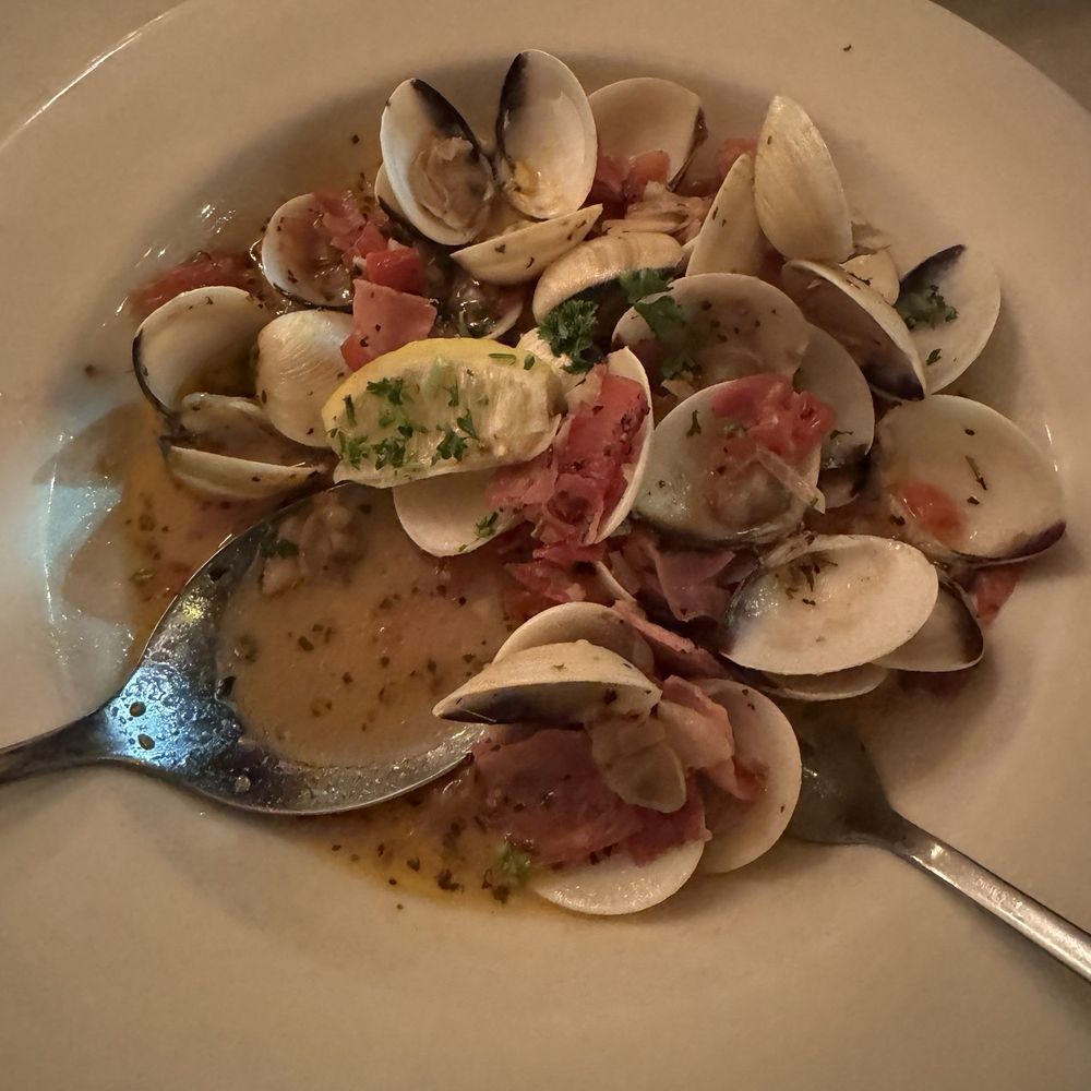 Italian Kitchen - Manila Clams - Italian Near Me - Spokane, Washington Italian Kitchen - Manila Clams - Italian Near Me - Spokane, Washington