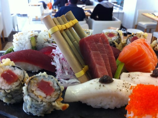 Óleo Restaurante, Cocina Mediterránea Sushi Bar by null