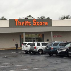 B-Thrifty - Store Front