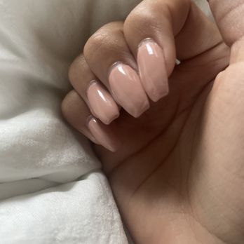 Happiest Nails & Spa - Notice the bubbling and dents on my index and middle - Nail Salons Near Me - Oceanside, California