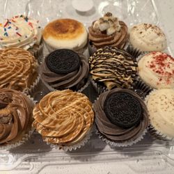 Okie Dokie Bakery - Big Cupcake Dozen