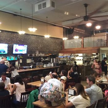 Crispy's Springfield Gallery - Pizza Near Me - Jacksonville, Florida
