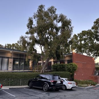 Solas Art Studio - Building - Art Classes Near Me - Rolling Hills Estates, California Solas Art Studio - Building - Art Classes Near Me - Rolling Hills Estates, California