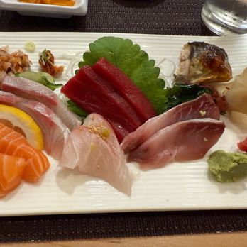 Osawa Shabu Shabu & Sushi - sashimi lunch special ($23) - Japanese Near Me - Pasadena, California