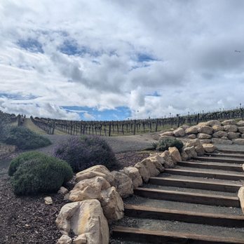 Opolo Vineyards - Wineries Near Me - Paso Robles, California Opolo Vineyards - Wineries Near Me - Paso Robles, California