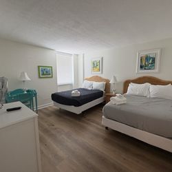 PEARLY GATES - maimai's MAI KAI RESORT CONDOMINIUMS - Updated July 2026 - 208C 57th St