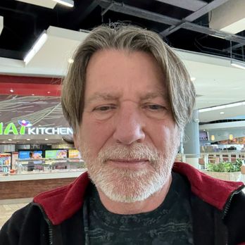 King’s Den - Before - Barbers Near Me - Tukwila, Washington