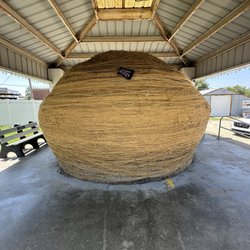 The World's Largest Ball of Twine - Largest Ball of Twine