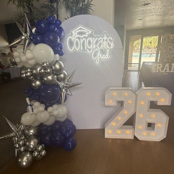 Balloons By Lindsey - Balloon Services Near Me