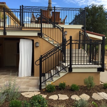 Villa Mimosa - Upstairs deck - Hotels Near Me - Calistoga, California Villa Mimosa - Upstairs deck - Hotels Near Me - Calistoga, California