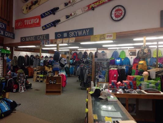 Bob Skinner's Ski & Sports by null