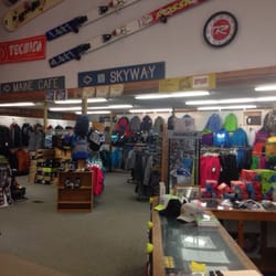 Skinner's Bob Ski & Sports