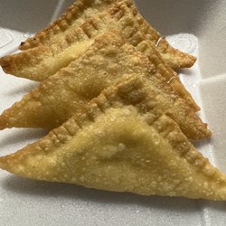 Deja Food Eatery & Cebuano Bar - Crab Rangoons