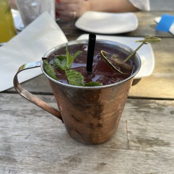 Colton's Social House - Therapy Mule - New American Near Me - Clovis, California
