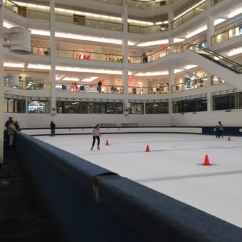 Dimond Ice Chalet - Skating Rinks Near Me - Anchorage, Alaska