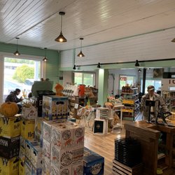 Azalea Mountain Store - Checkstand