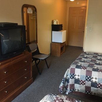 Gresham's Lake View Motel - Guest room - Hotels Near Me - Hawley, Pennsylvania Gresham's Lake View Motel - Guest room - Hotels Near Me - Hawley, Pennsylvania