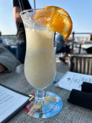 Lola's Lakehouse by null