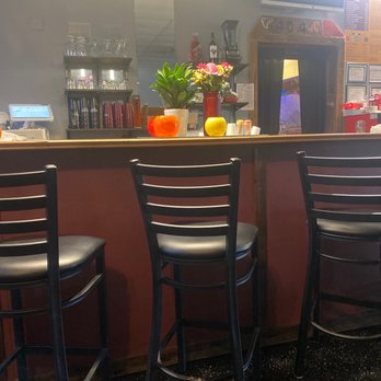 Dessence Cafe - Bar tops as well - Seafood Near Me - East Point, Georgia