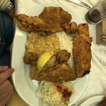 Schnitzelwirt - Sampler platter- could feed a small army - Schnitzel Near Me - Vienna, 9