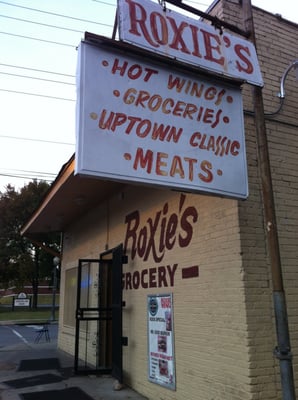 Roxie's Grocery by null