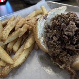 Authentic Philly Cheesesteak mini with Fries Authentic Philly Cheesesteak mini with Fries