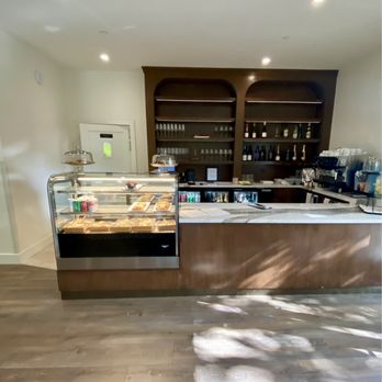 Senza Hotel - Coffee, wine, pastries and small bites can be purchased here - Hotels Near Me - Napa, California Senza Hotel - Coffee, wine, pastries and small bites can be purchased here - Hotels Near Me - Napa, California
