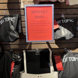 Hot Topic - Mystery bags