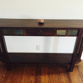 Millbrae Appliance - Entryway table - Appliances Near Me - San Bruno, California
