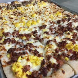 Breakfast Pizza