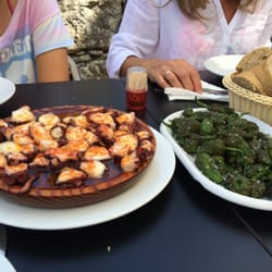 O Cuberto - Pulpo a feira y pimientos de padrón.