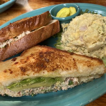 Tower Cafe - Breakfast & Brunch Near Me - Sacramento, California