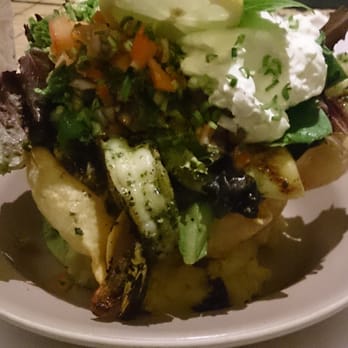 Cafe Julia - Seafood salad, interesting, good variety. - Cafes Near Me - Honolulu, Hawaii