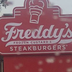Freddy's Frozen Custard & Steakburgers - Sign seen from the road